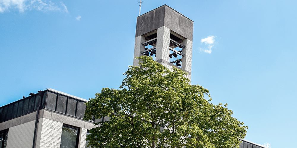 Carillon in Mill weer te horen na foutje - Straatnaambord Oranjeboomstraat komt terug