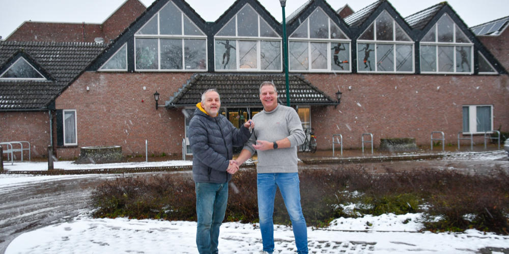 Nieuwe beheerder en nieuwe naam voor kantine sporthal De Looierij in Mill