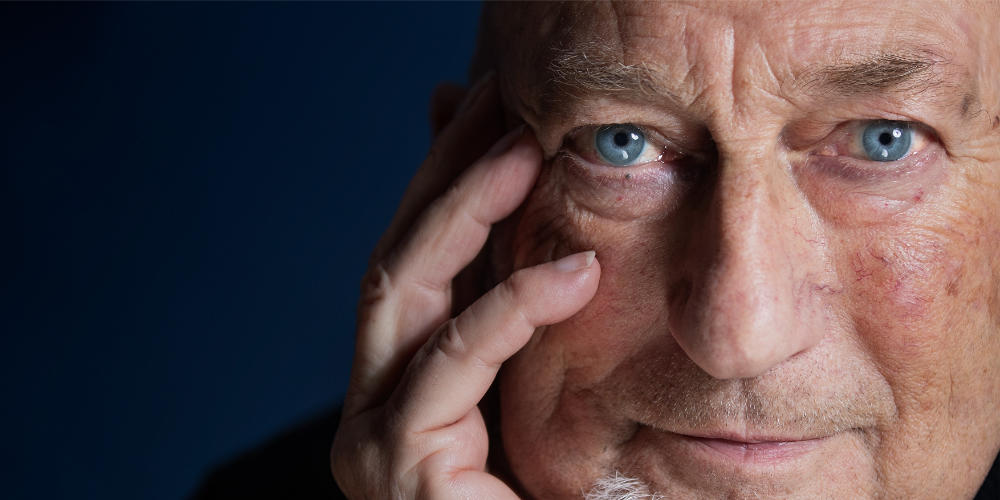 Gerard van Maasakkers solo in Theater Myllesweerd