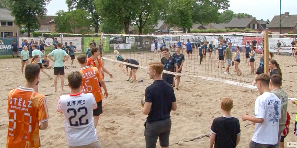 Geslaagd beachvolleybalweekend in Wilbertoord