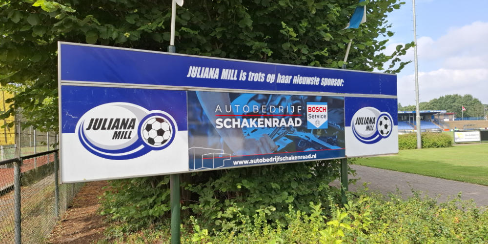 Autobedrijf Schakenraad, jubileert bij Juliana