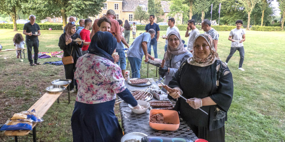 Taalcafé sluit seizoen warm af in Aldendrielpark Mill